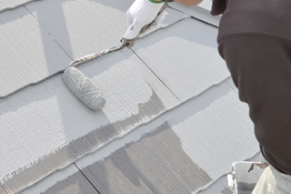 スレート屋根への塗装の必要性や塗装時の注意点とは？詳しくご紹介