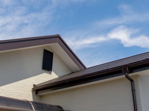 知っておきたいシリコン塗料！屋根や外壁にオススメの理由は？